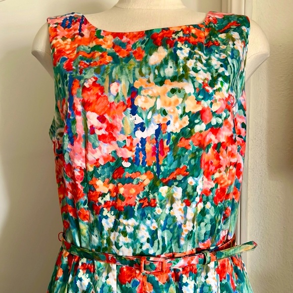 TALBOTS~Beautiful Spring Dress / Very Versatile - Picture 4 of 13